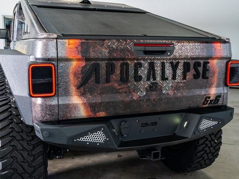 Used 2021 Jeep Gladiator Sport image 24