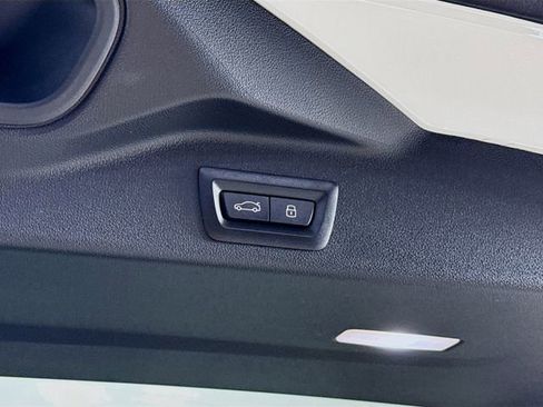 New 2026 BMW X5 xDrive40i w/ Climate Comfort Package image 30