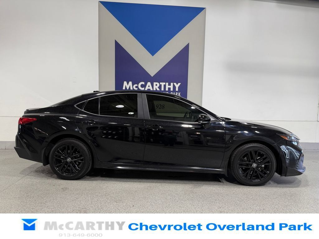 Used 2025 Toyota Camry SE w/ Multimedia Upgrade Package AWD/4WD image 4