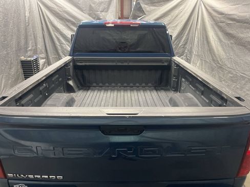 Used 2025 Chevrolet Silverado 2500 Custom w/ Custom Value Package AWD/4WD image 5