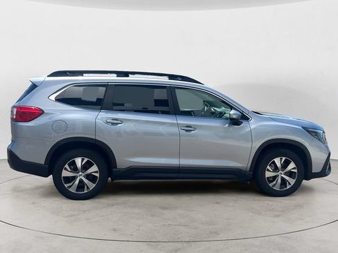 Used 2025 Subaru Ascent Premium AWD/4WD image 4