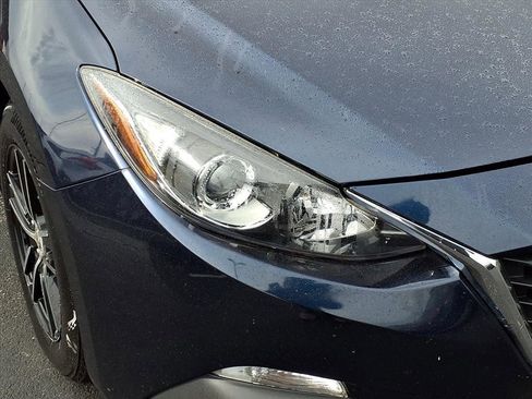 Used 2015 MAZDA MAZDA3 i Sport image 26