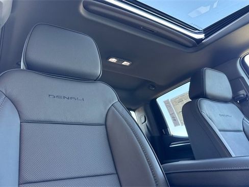New 2026 GMC Sierra 1500 Denali w/ Denali Reserve Package image 18