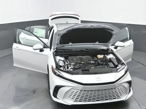 New 2026 Toyota Camry XSE FWD image 34