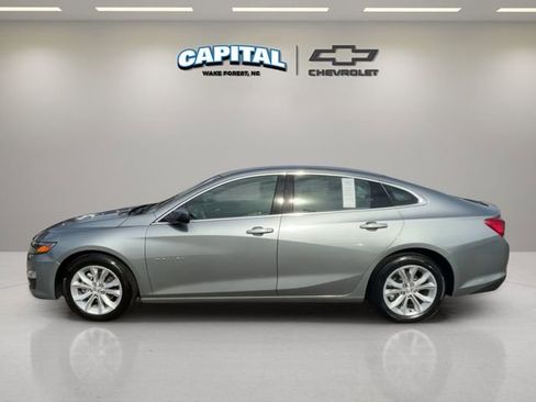 Used 2024 Chevrolet Malibu LT image 2