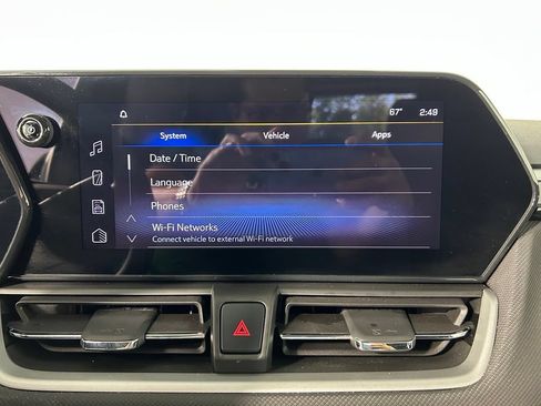 Used 2024 Chevrolet TrailBlazer LS AWD/4WD image 16