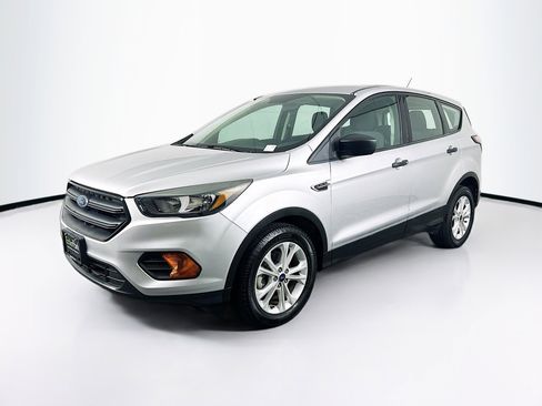 Used 2018 Ford Escape S FWD image 3