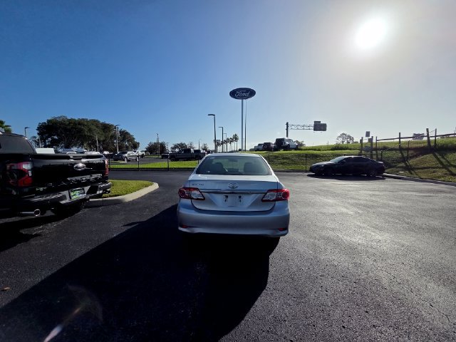 Used 2013 Toyota Corolla L FWD image 6