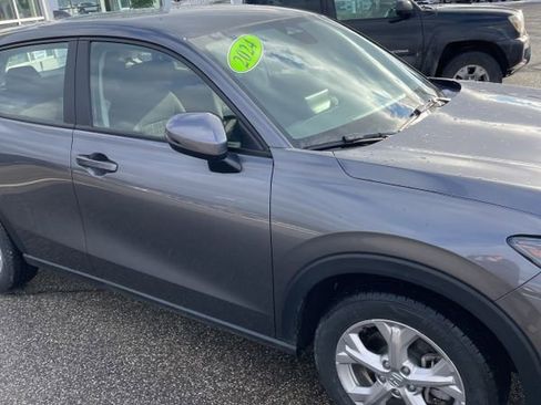 Used 2024 Honda HR-V LX image 16