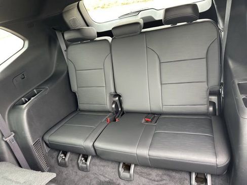 Used 2025 Buick Enclave Sport Touring image 54