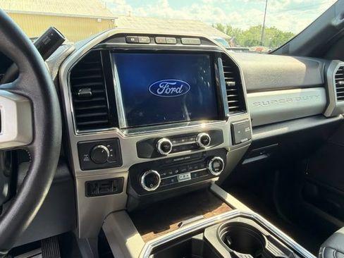 Used 2022 Ford F350 Lariat w/ Lariat Ultimate Package AWD/4WD image 20