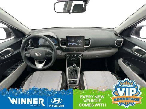 New 2025 Hyundai Venue SEL image 14