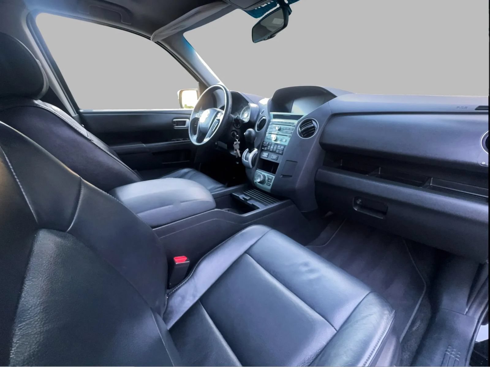 Used 2011 Honda Pilot Touring image 32