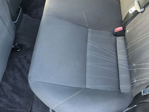 Used 2017 Ford Focus SE image 23