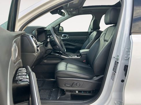 Used 2023 Kia Sorento SX image 15