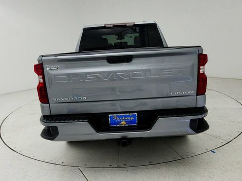 Used 2023 Chevrolet Silverado 1500 Custom RWD image 7