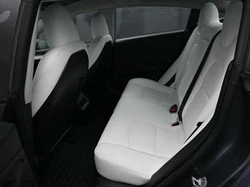 Used 2023 Tesla Model 3 Standard Range RWD image 10