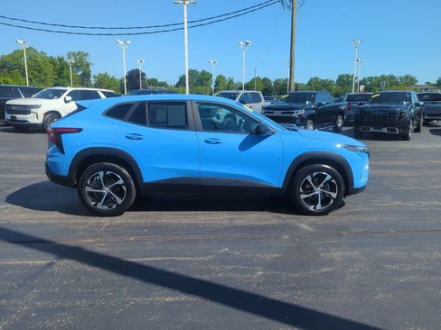 Certified 2024 Chevrolet Trax RS FWD image 10