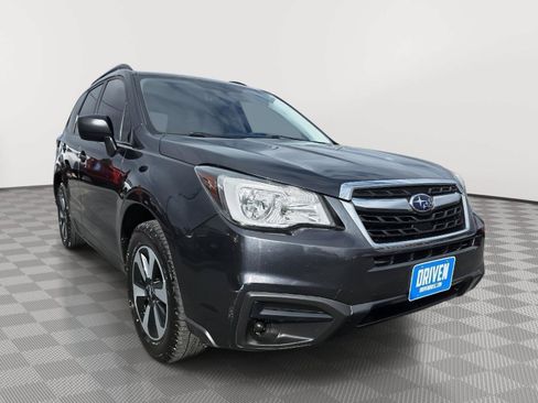Used 2018 Subaru Forester 2.5i w/ Alloy Wheel Package AWD/4WD image 3
