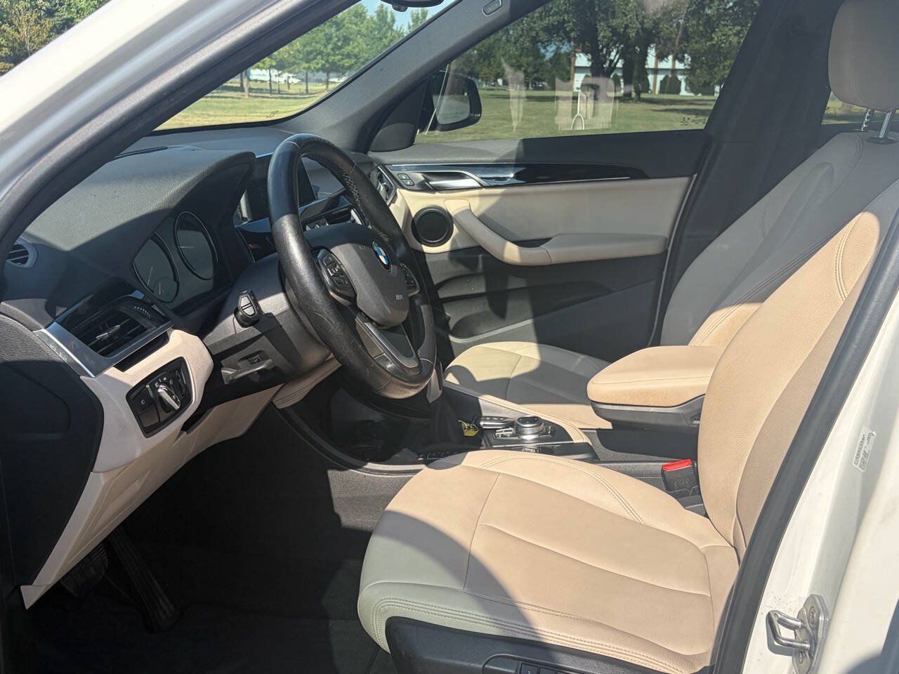 Used 2019 BMW X1 sDrive28i FWD image 15