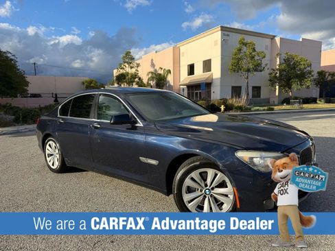Used 2011 BMW 740i RWD image 2