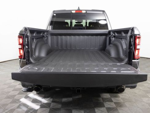 New 2026 RAM 1500 4x4 Crew Cab image 32