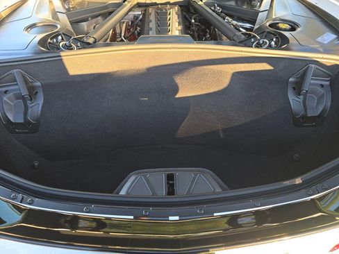 Used 2021 Chevrolet Corvette Stingray Premium Cpe w/ Z51 Performance Package image 23