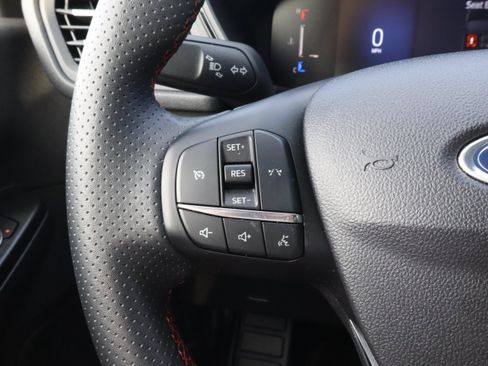 Used 2025 Ford Escape ST-Line FWD image 24