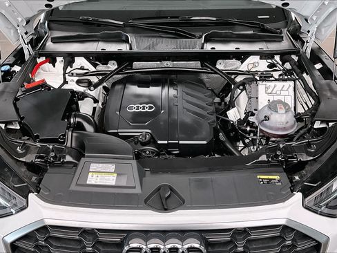 Used 2023 Audi Q5 2.0T Premium w/ Convenience Package AWD/4WD image 30