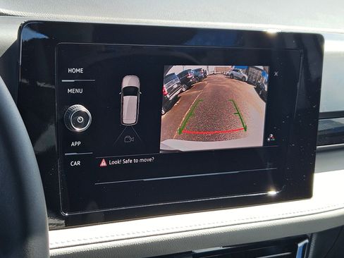 New 2026 Volkswagen Taos S image 19