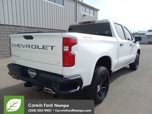 Used 2022 Chevrolet Silverado 1500 LT Trail Boss image 3