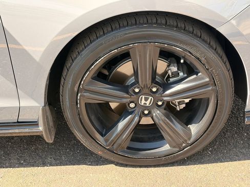 Used 2023 Honda Accord Sport image 10