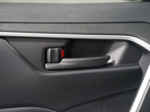 New 2025 Toyota RAV4 LE image 31