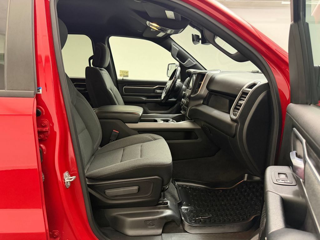 Used 2022 RAM 1500 Big Horn AWD/4WD image 22
