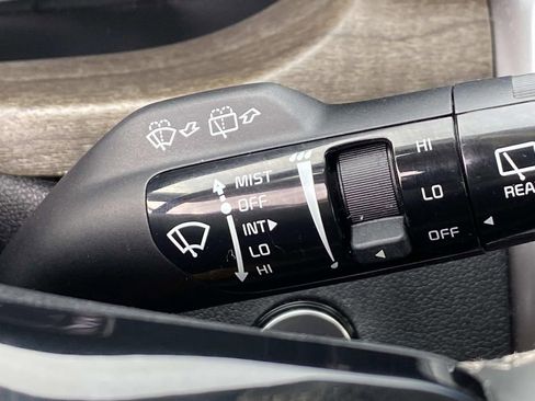 Used 2023 Kia Sorento X-Line EX image 21