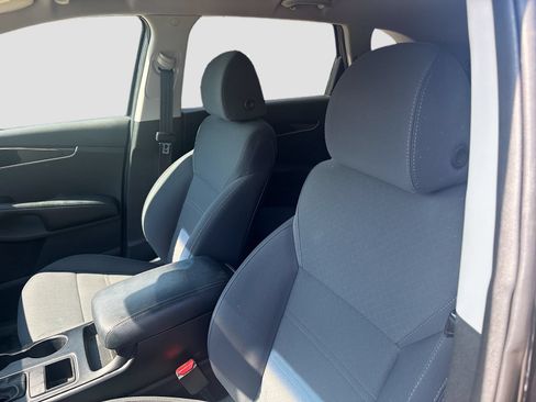 Used 2019 Kia Sorento FWD image 19
