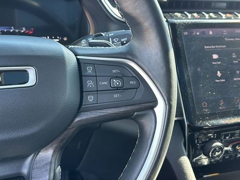 Used 2021 Jeep Grand Cherokee L Limited image 18