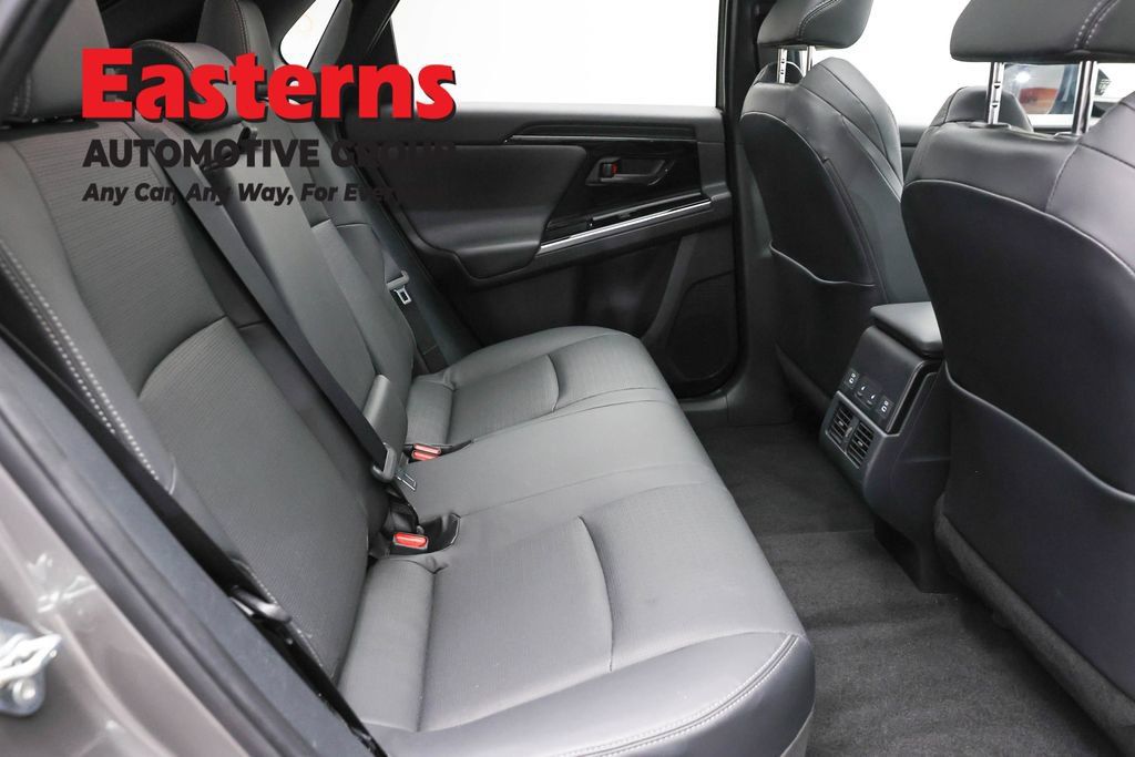 Used 2023 Subaru Solterra AWD image 27