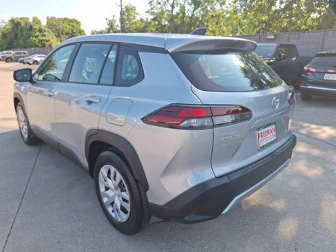 Used 2026 Toyota Corolla Cross L FWD image 4