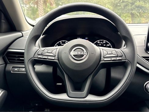 New 2025 Nissan Altima 2.5 S image 15