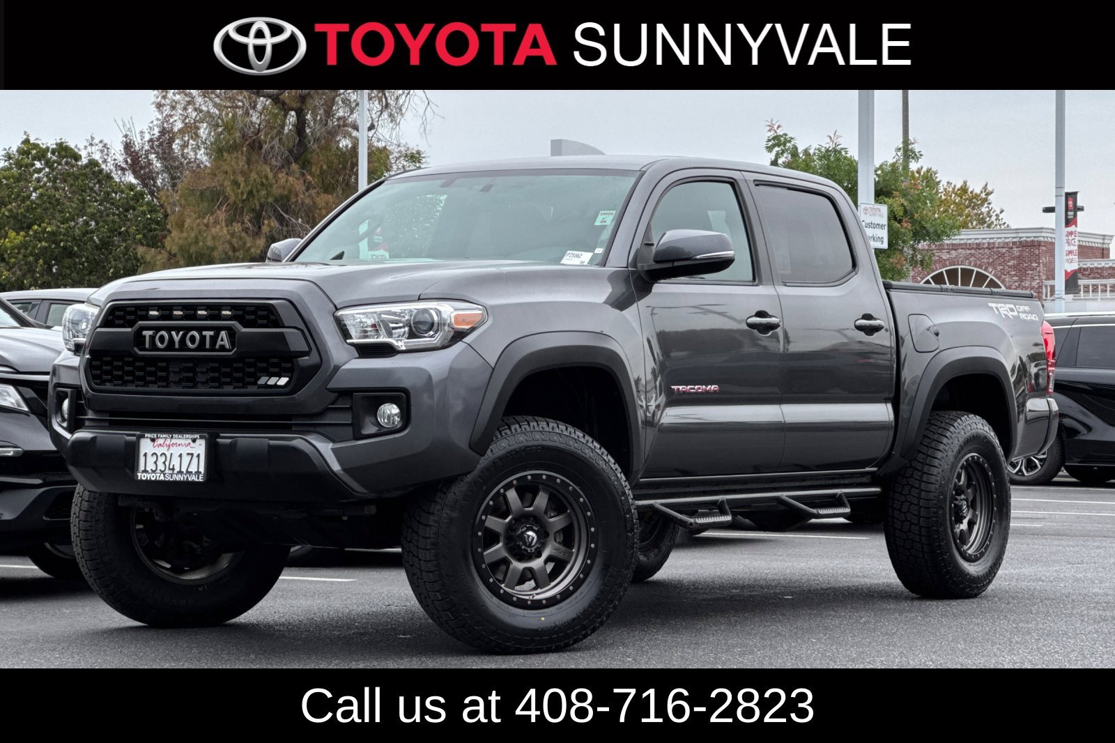 Used 2016 Toyota Tacoma TRD Off-Road RWD image 1