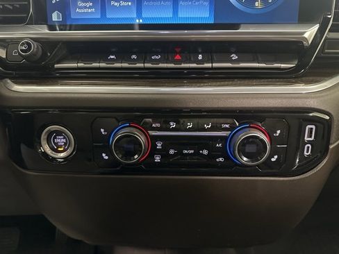 Used 2022 Chevrolet Silverado 1500 RST image 17