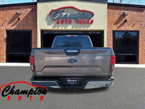 Used 2019 Ford F150 XLT w/ Equipment Group 302A Luxury image 8