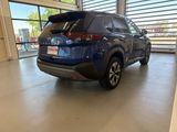 Used 2023 Nissan Rogue SV image 4