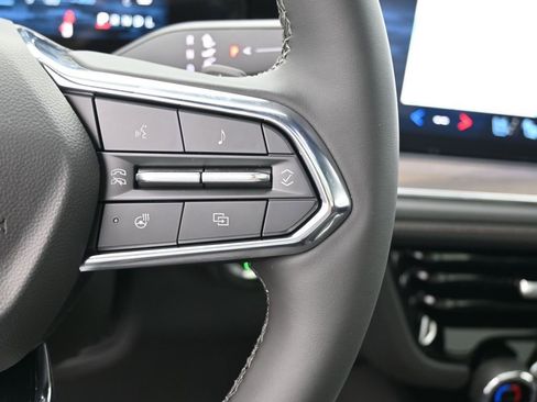 New 2026 Chevrolet Suburban High Country image 36