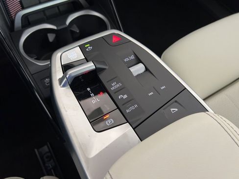 New 2026 BMW X2 xDrive28i image 11