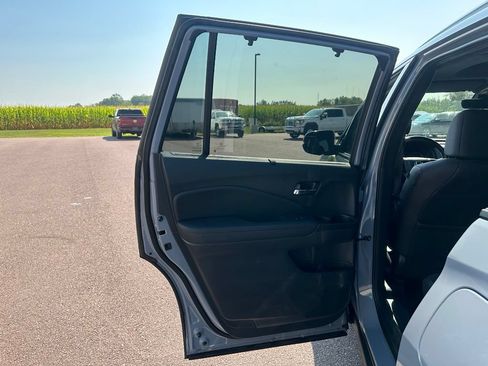Used 2022 Honda Pilot Black Edition image 22