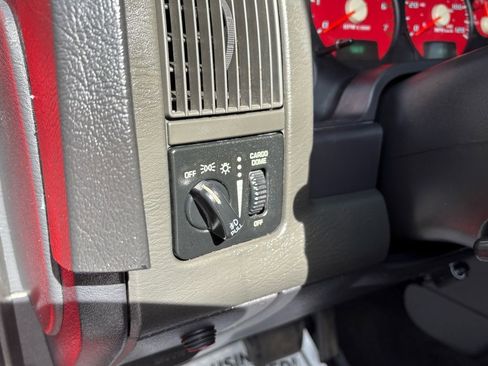 Used 2003 Dodge Ram 1500 Truck ST image 29