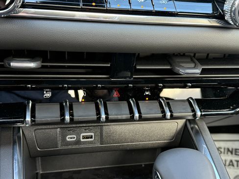 New 2026 GMC Canyon Elevation w/ Technology Package image 33