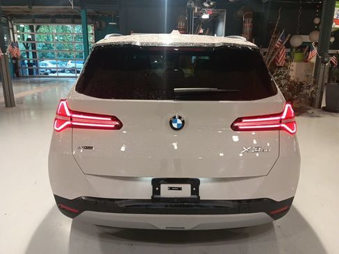 Used 2025 BMW X3 xDrive30i AWD/4WD image 16